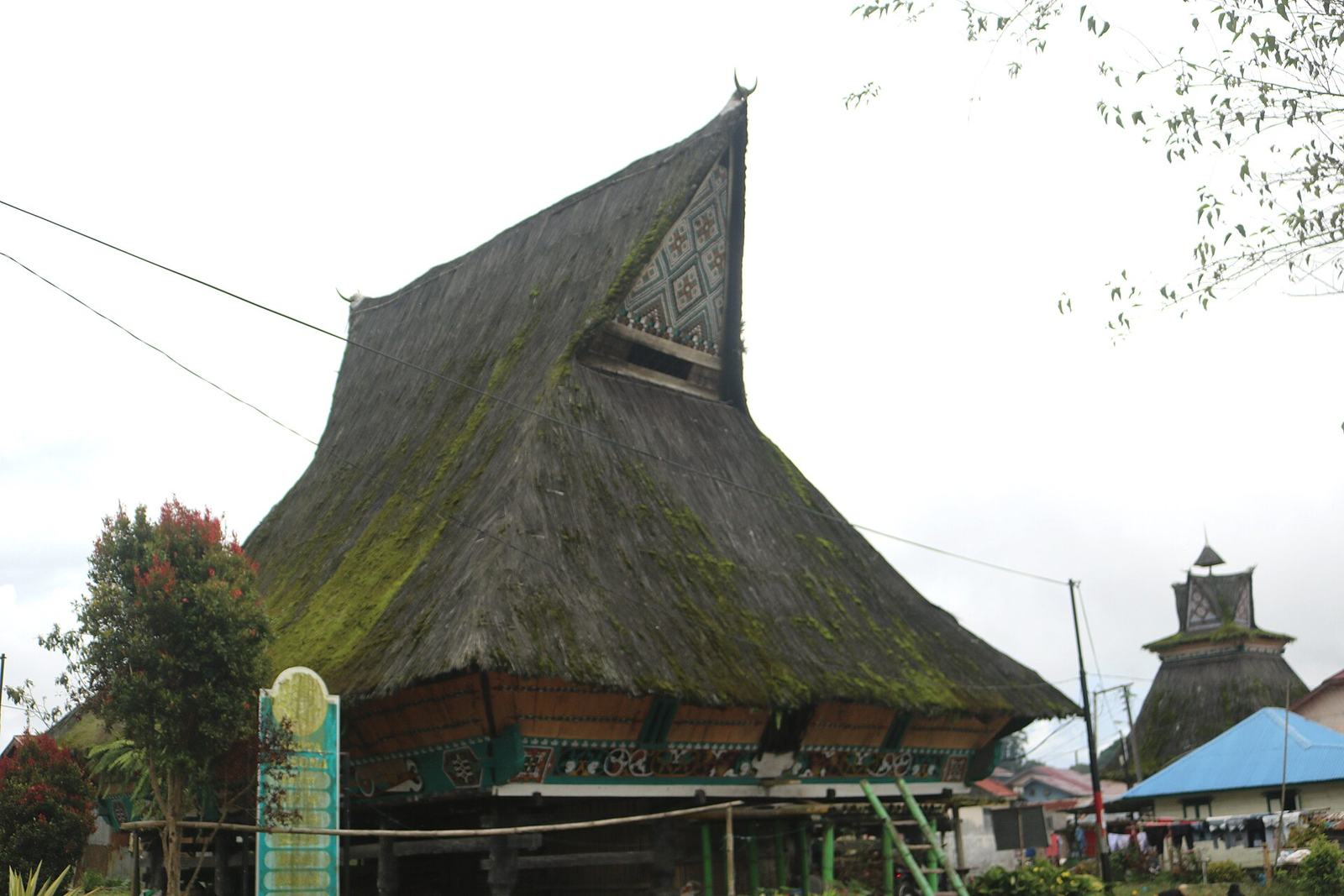 Rumah Siwaluh Jabu