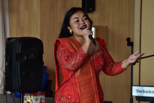 Jambur Eropa Sada Nioga — 6