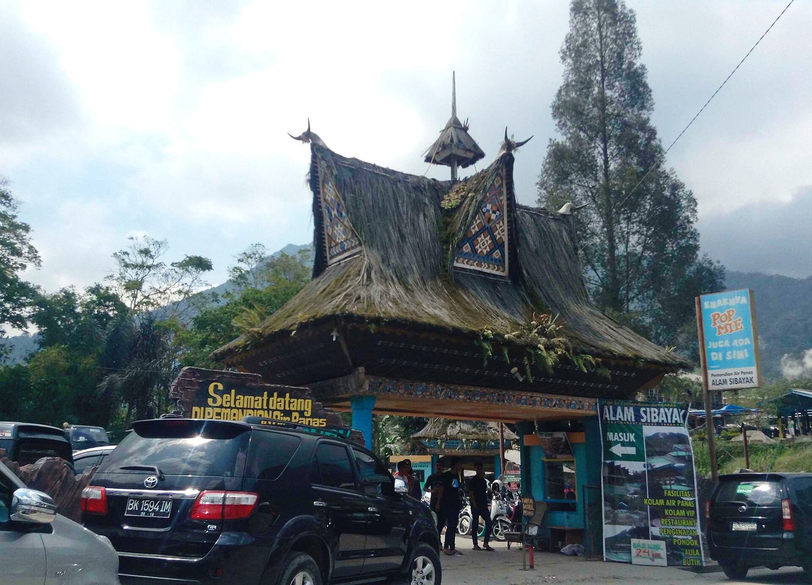 Air Panas Semangat Gunung & Lau Sidebuk-debuk
