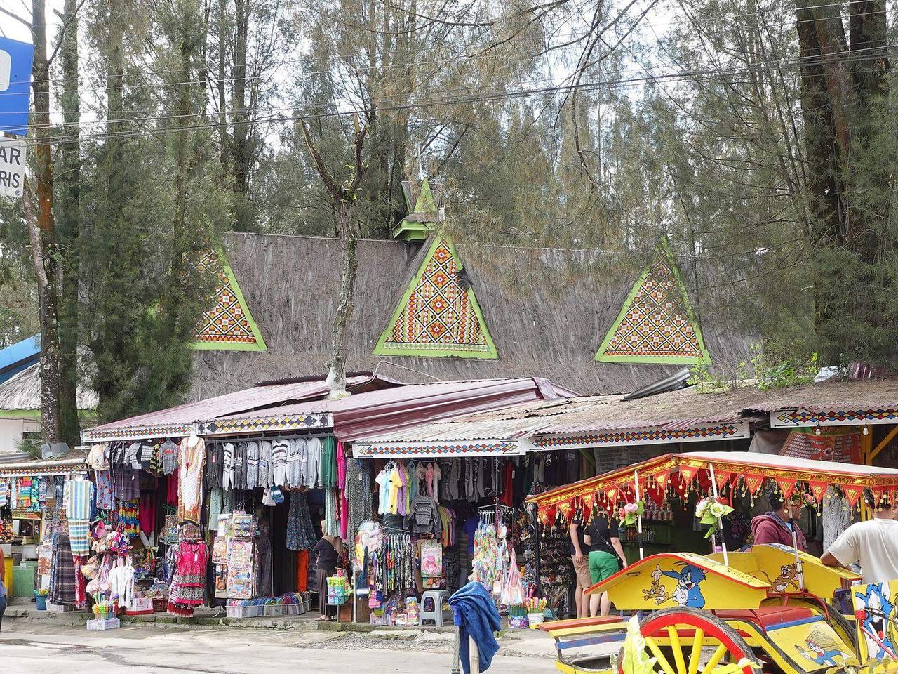 Pasar Buah Berastagi
