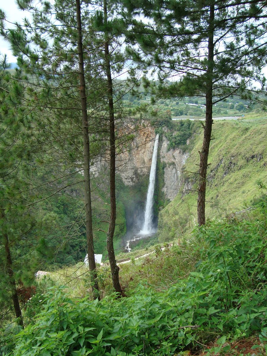 Air Terjun Sipiso-piso